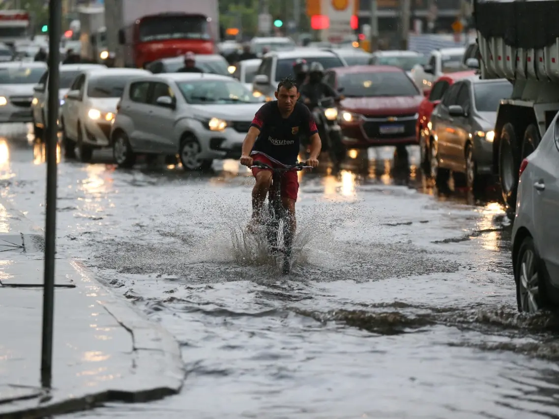 Imagem da notícia 113 das 184 cidades cearenses já registram volume de chuva acima da média histórica para janeiro