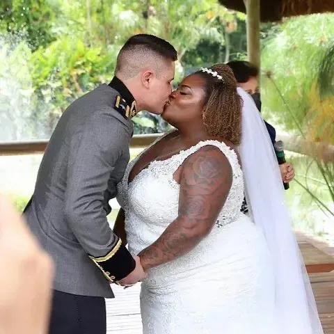 Casamento de cantora de funk aconteceu no Rio de Janeiro