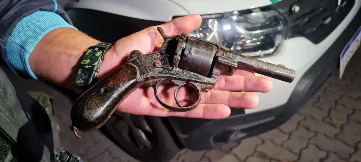 arma francesa da primeira guerra mundial apreendida em fortaleza