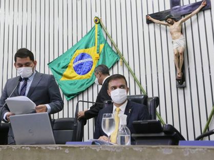 Abertura da sessão na Assembleia Legislativa do Ceará.
