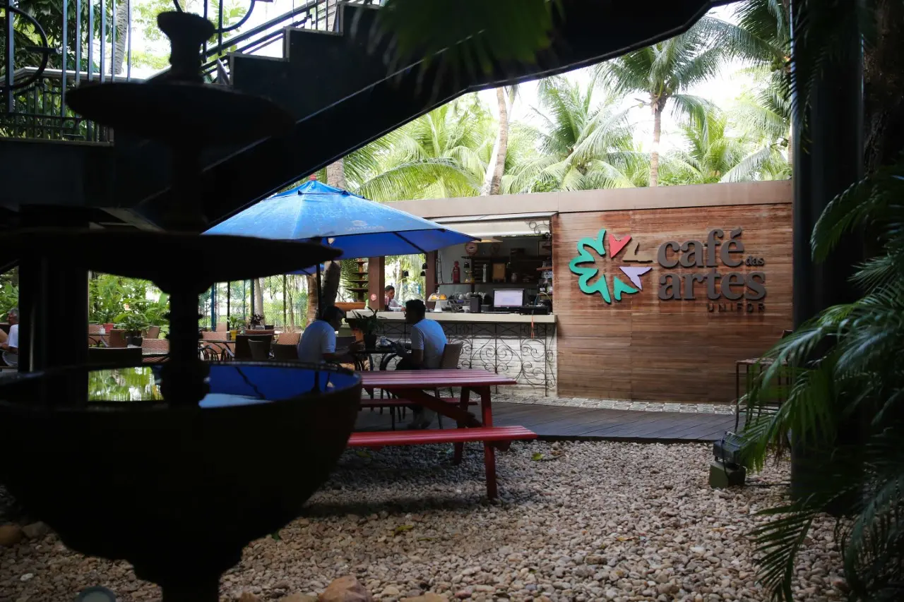 Gastronomia, natureza e arte no Espaço Cultural Unifor