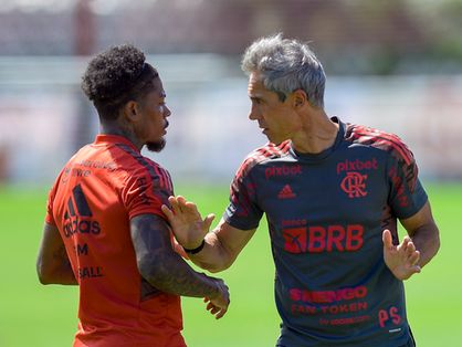 Atacante Marinho e técnico Paulo Sousa, do Flamengo
