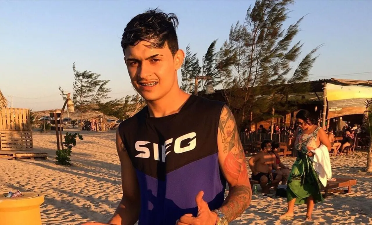 O jovem Matheus Silva Cruz tinha 19 anos e residia em Camocim