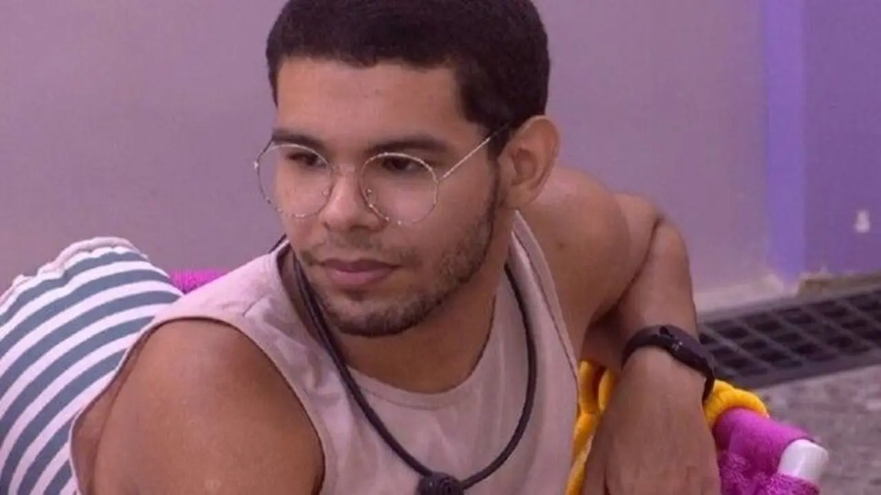 Participante cearense Vyni, do BBB 22