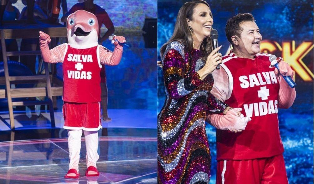 Montagem com foto do Boto performando no The Masked Singer Brasil (à esquerda) e do participante, já revelado como Beto Barbosa, ao lado de Ivete Sangalo (à direita)