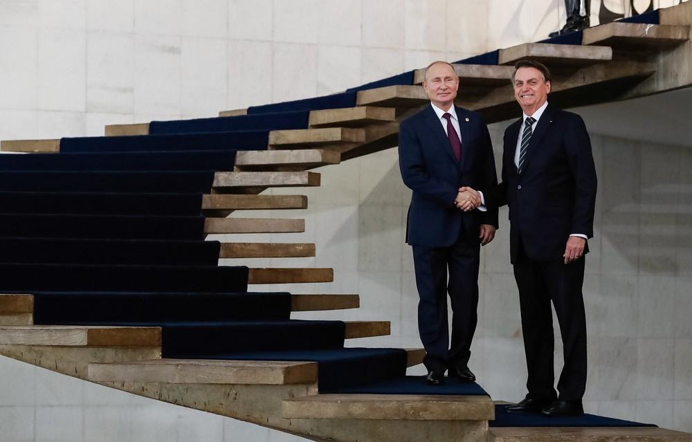 Bolsonaro viaja à Rússia em meio à tensão de guerra com a Ucrânia -  PontoPoder - Diário do Nordeste