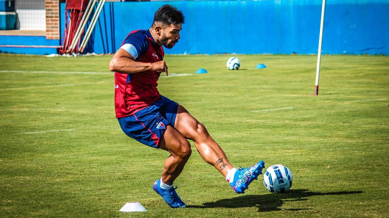 Silvio Romero em treinamento pelo Fortaleza