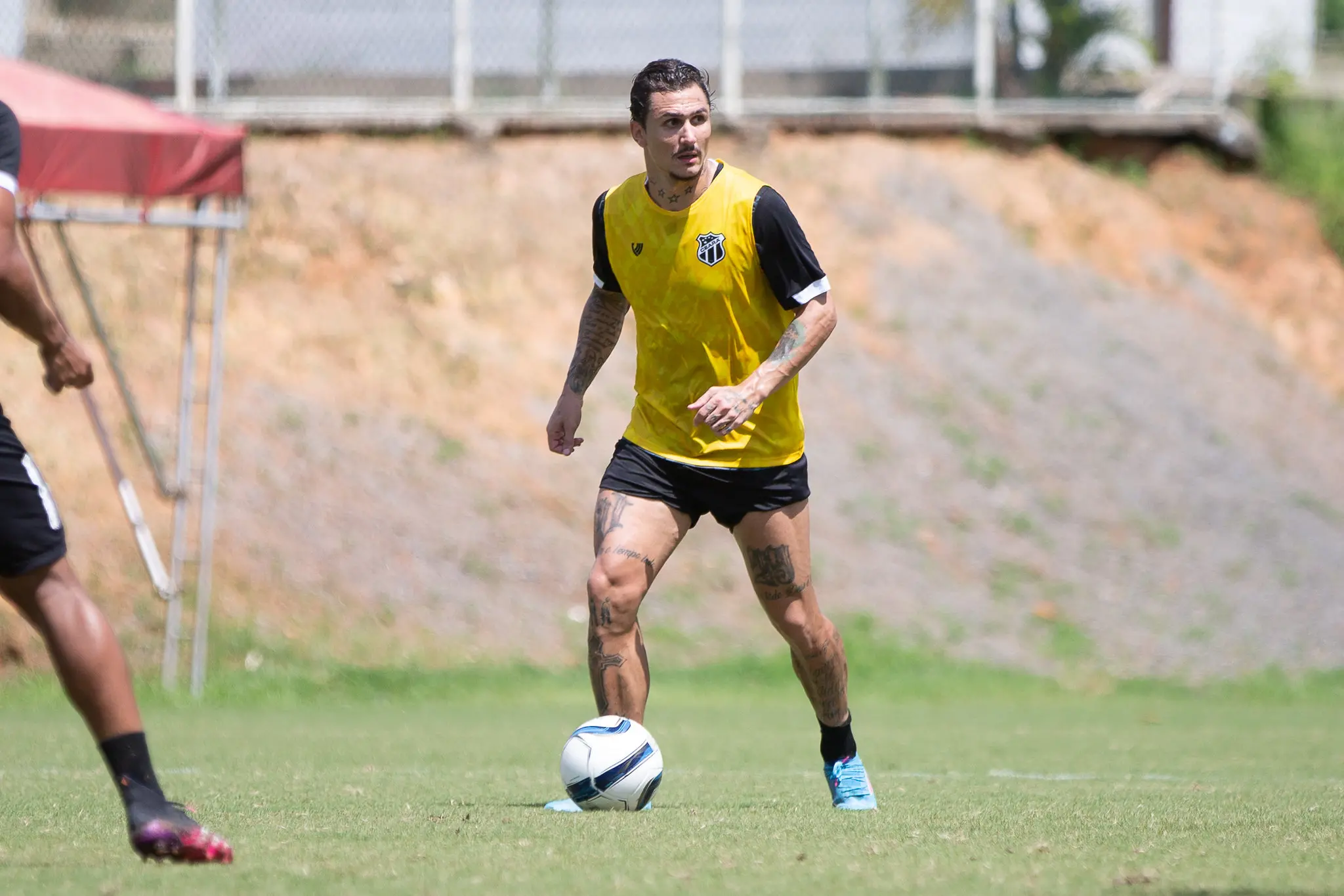 Vina em treino do Ceará