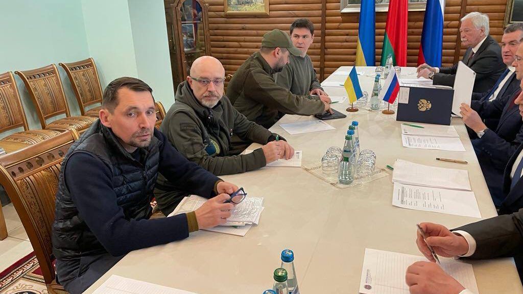 Rússia e Ucrânia farão 3ª rodada de negociações; delegações concordaram em criar corredores humanitários - Mundo - Diário do Nordeste