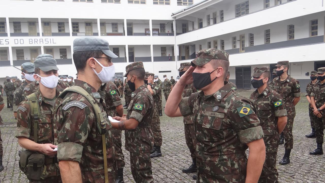 EXÉRCITO BRASILEIRO ABRE CONCURSO COM 1,5 MIL VAGAS DE NÍVEL MÉDIO