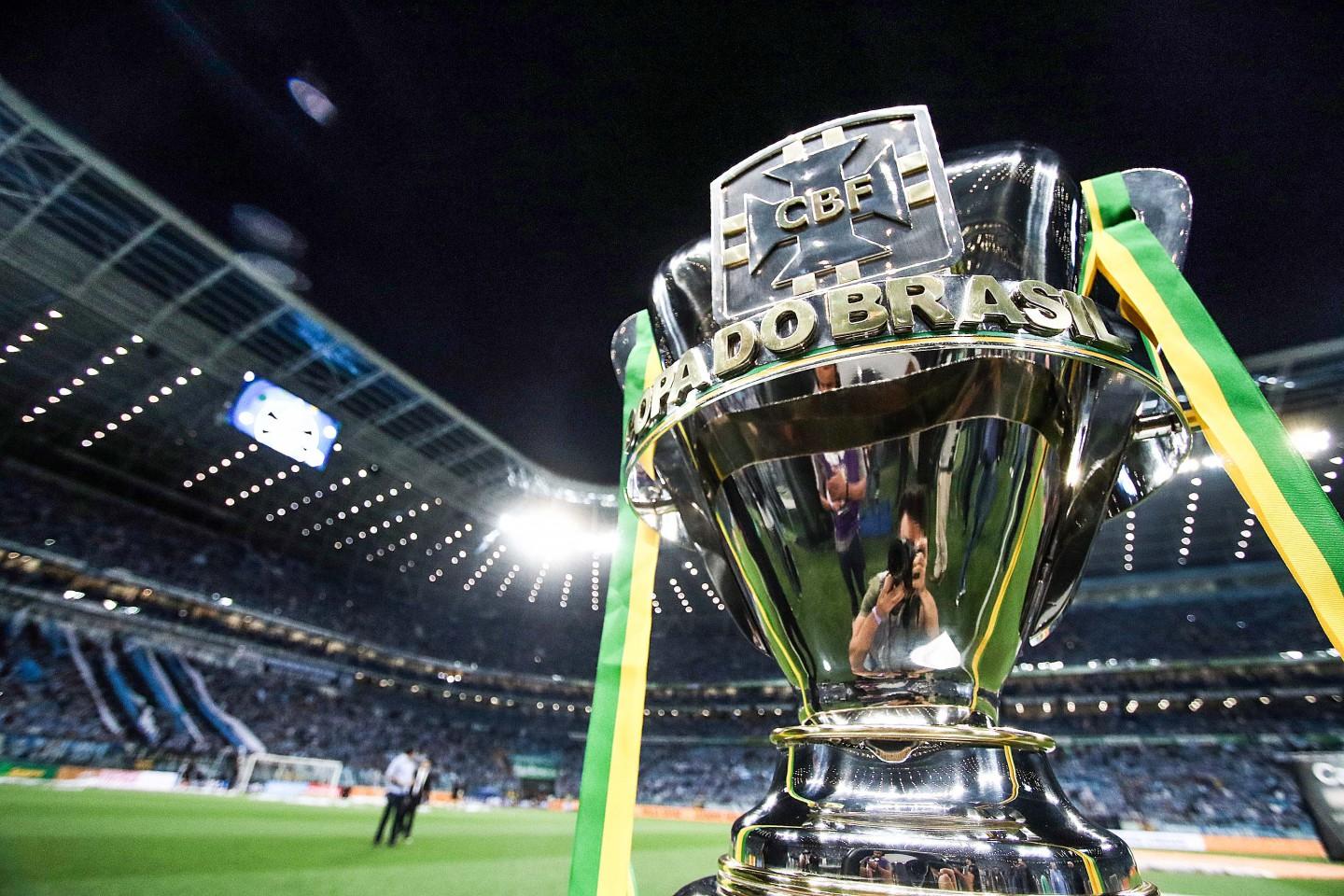 Taça de campeão da Copa do Brasil