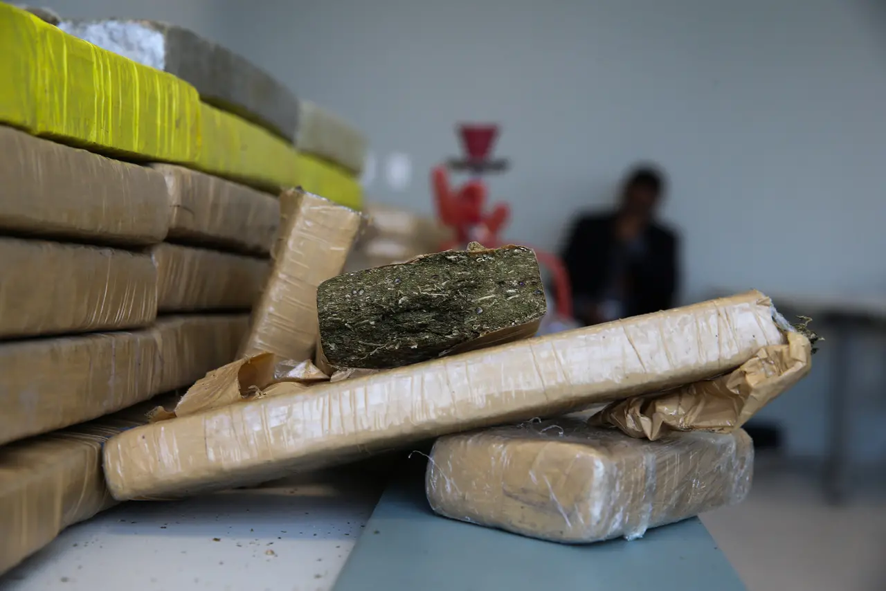 TJCE manteve a prisão de José Flávio de Souza, suspeito de ser o líder da facção carioca na região e de ter participado do 