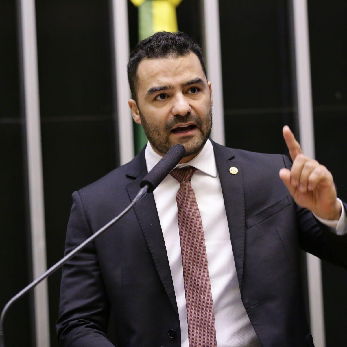 deputado mamãe falei na câmara dos deputados