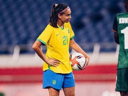 Andressa Alves em jogo pela Seleção Brasileira
