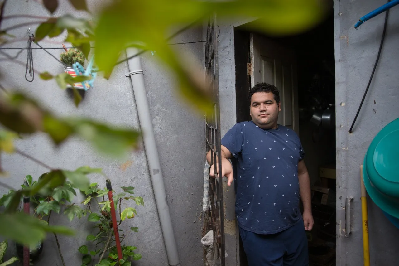 Bella terminou o ensino médio em 2018 e, mesmo com um curso técnico, nunca conseguiu trabalhar.