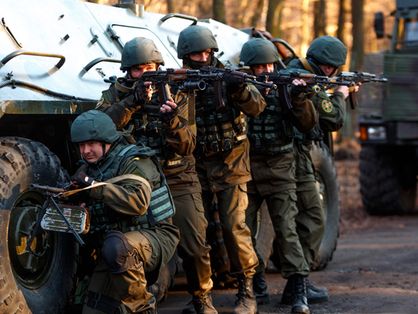 Otan inicia exercício militar com 30 mil soldados em país vizinho da Rússia - Mundo - Diário do Nordeste