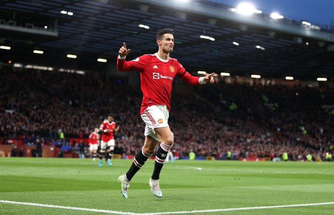 Manchester United 3 x 2 Tottenham fim de jogo  Jogada  Diário do