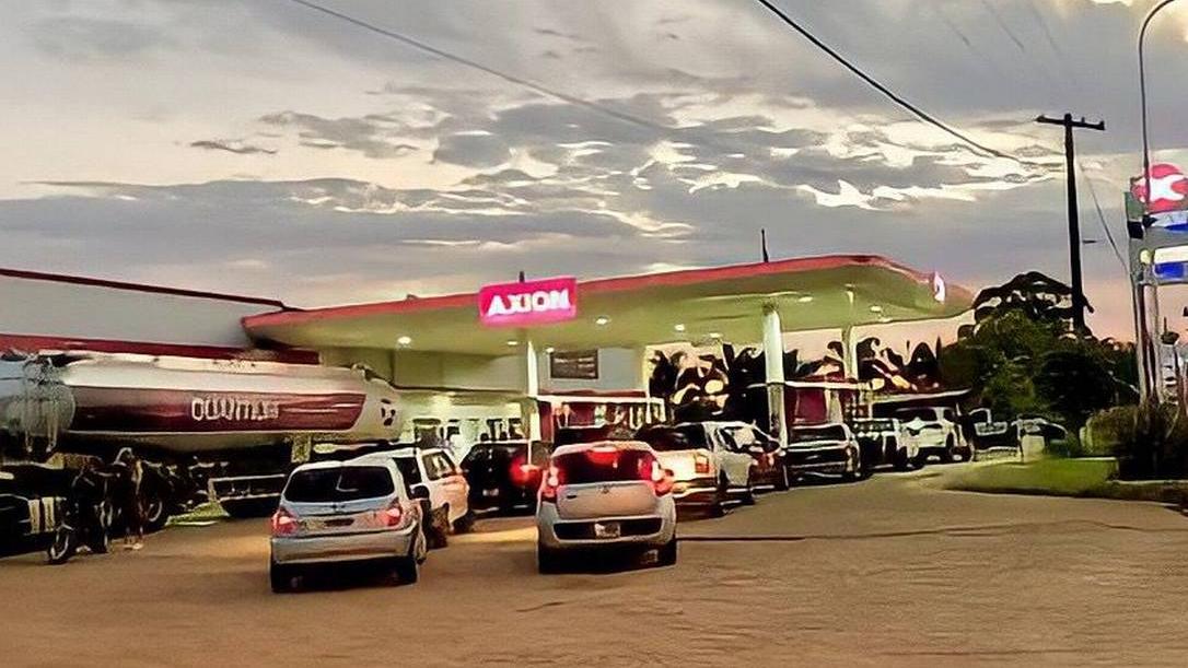 Alta da gasolina faz brasileiros cruzarem fronteira com Argentina