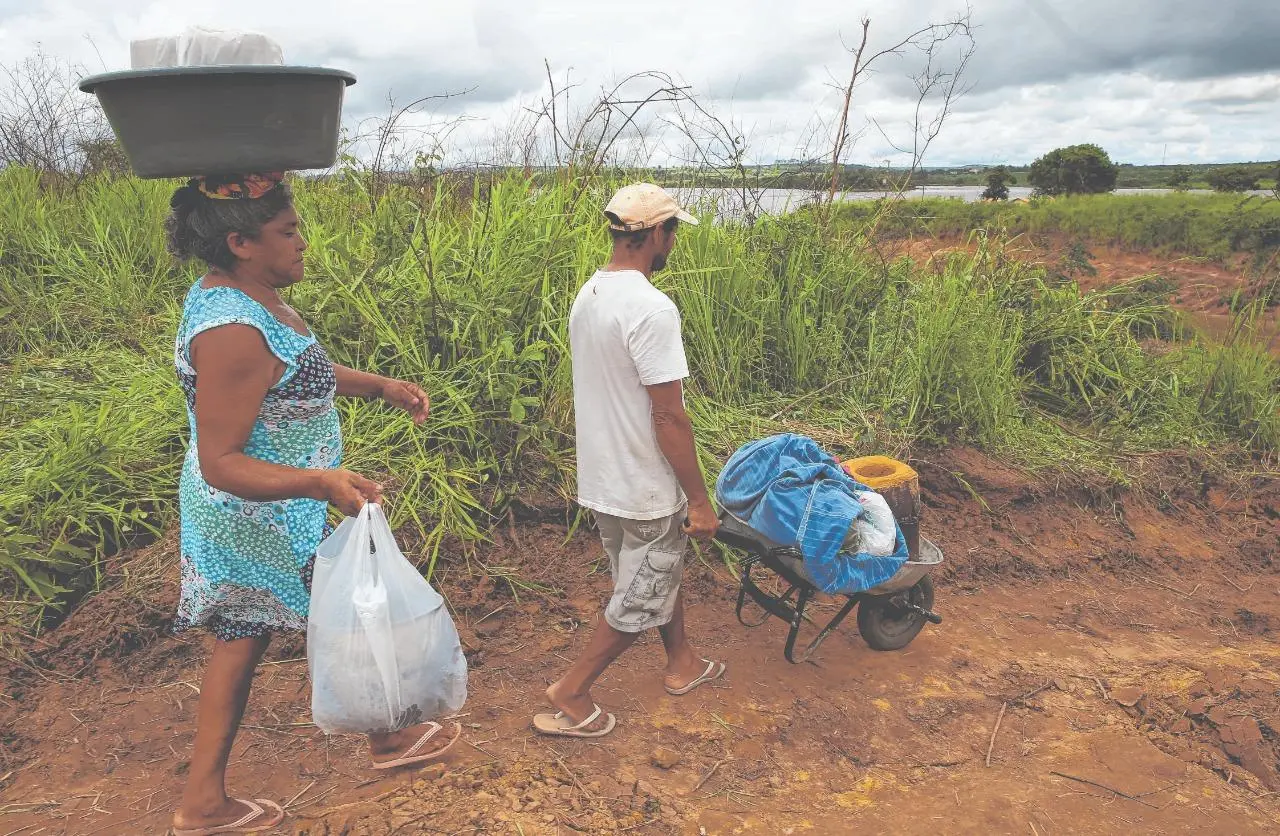 513 famílias que vivem à margem do rio podem sofrer com o rompimento da barragem