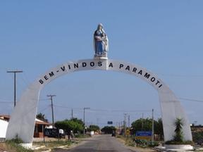 Entrada da cidade de Paramoti, no Ceará.