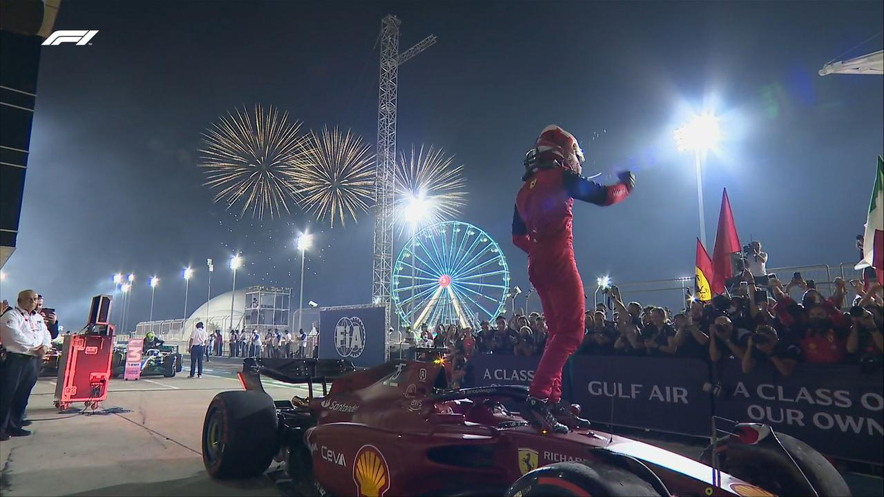 GP de Singapura: Leclerc lidera treino 1 em dobradinha da Ferrari