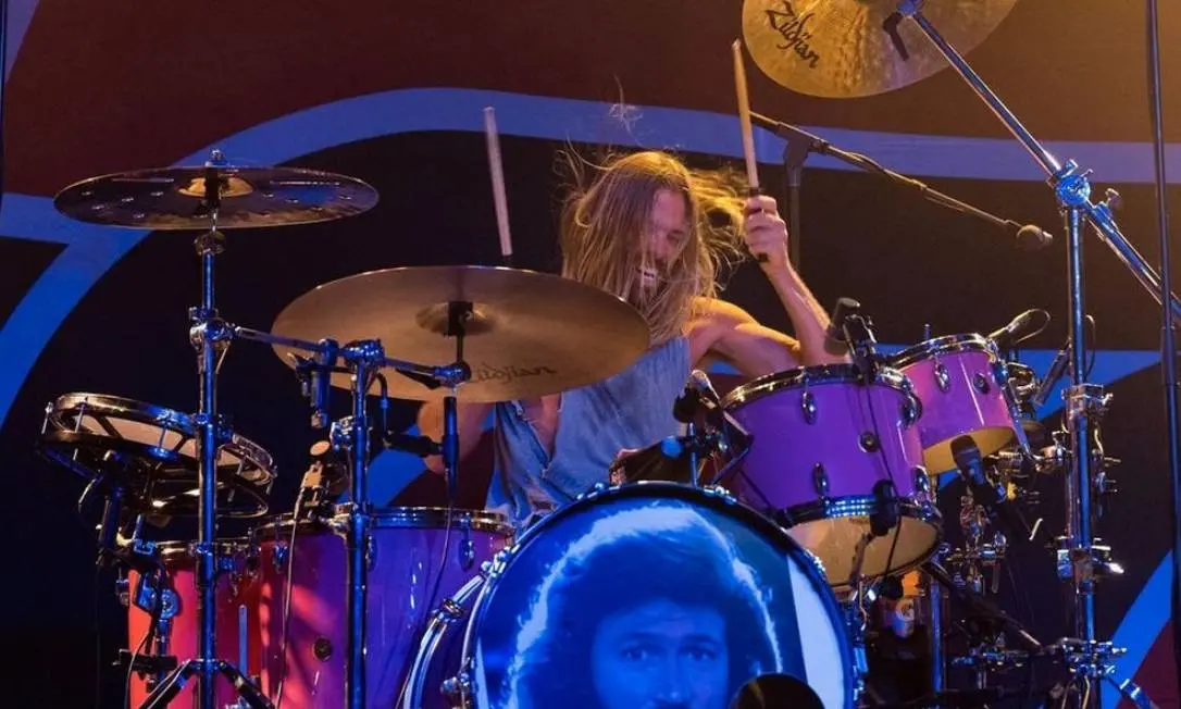 baterista do Foo Fighters Taylor
