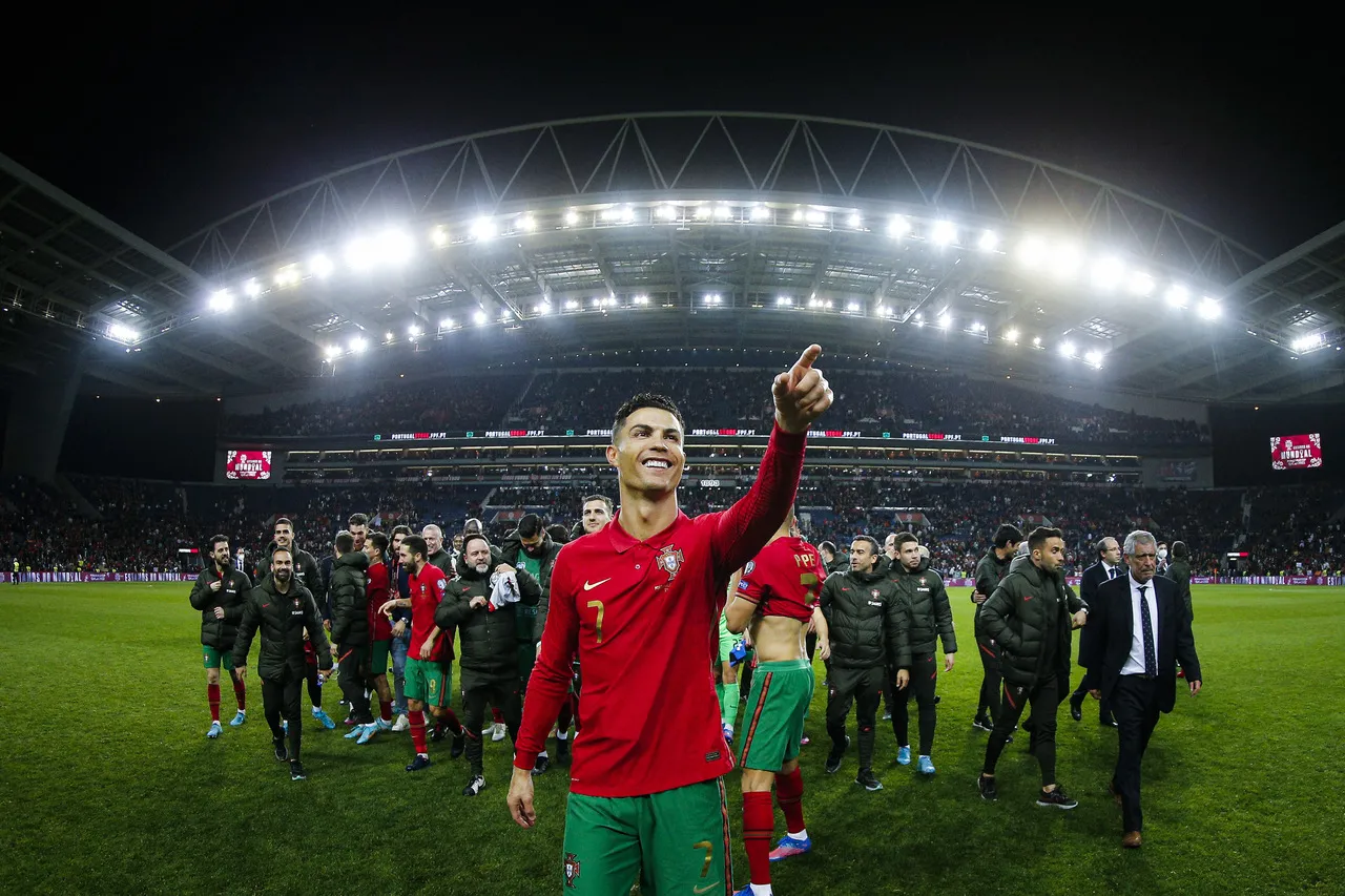Cristiano Ronaldo disputará mais uma Copa do Mundo por Portugal após vaga conquistada nesta terça-feira