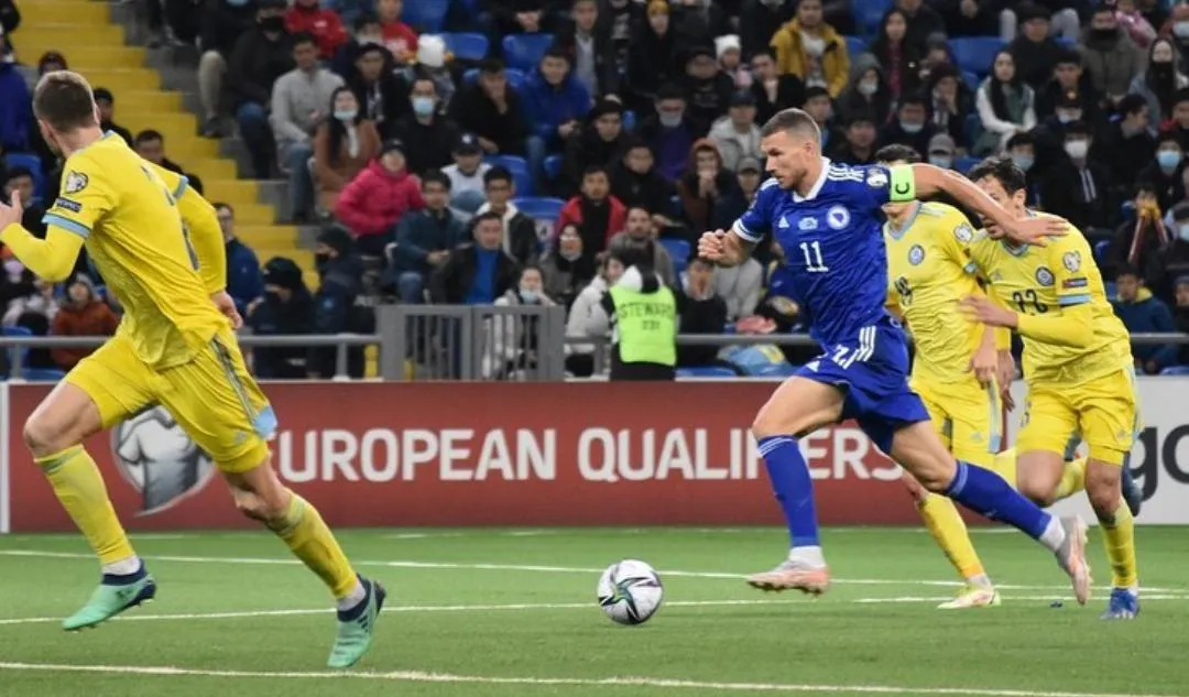 Dzeko é outro grande jogador que não vai disputar o Mundial do Catar.