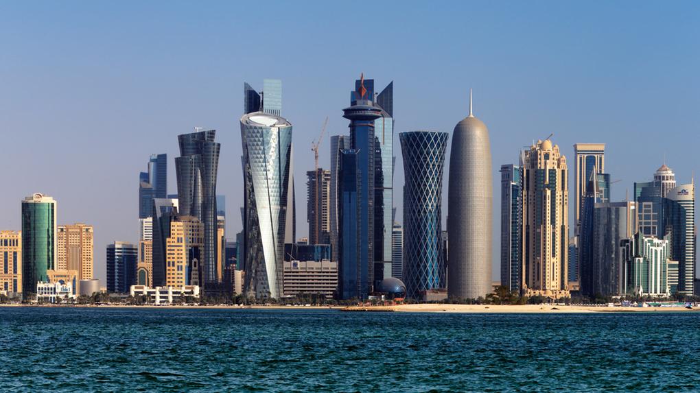 Vista panorâmica da costa de Doha, Catar
