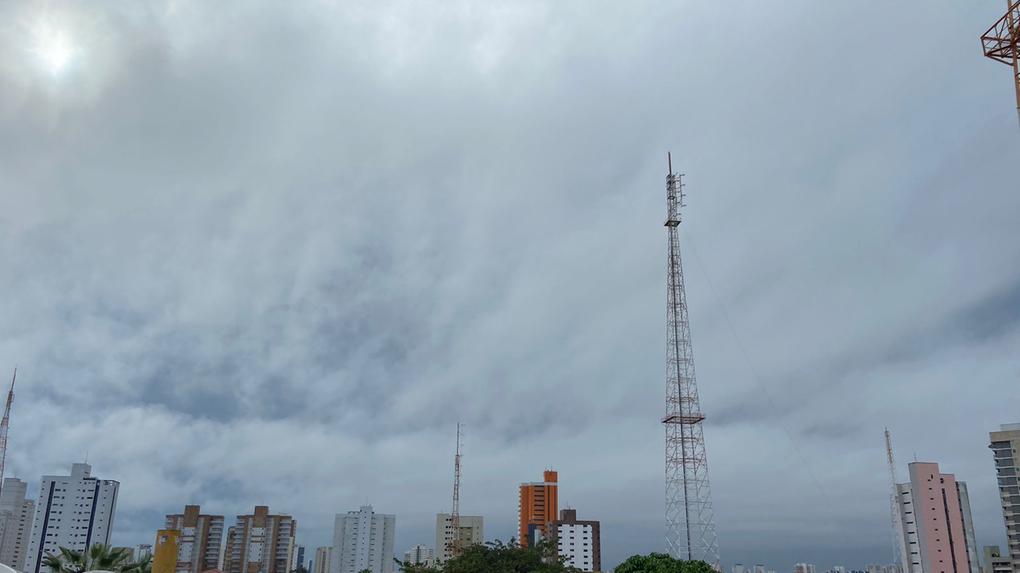 Céu nublado em Fortaleza
