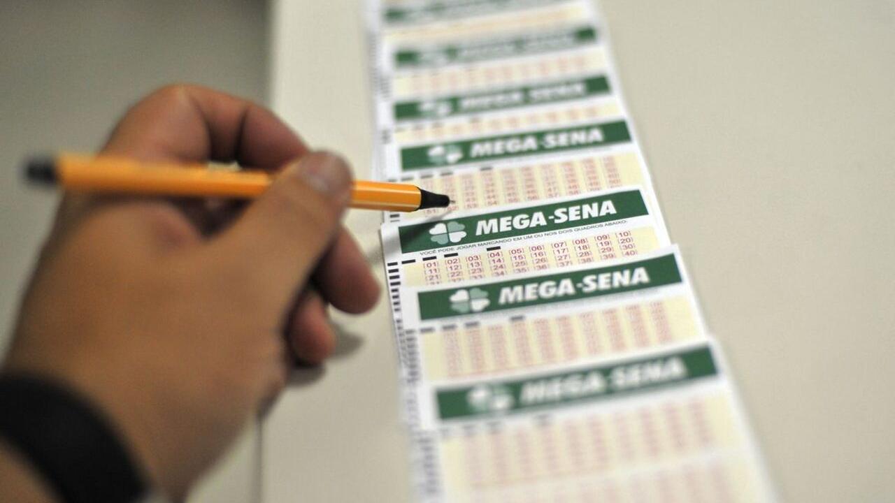 Três apostas do Ceará acertam a quina da Mega-Sena e levam mais de R$ 42  mil - Negócios - Diário do Nordeste