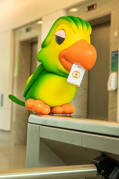 Suposto filho de Louro José consegue crachá de visitante na TV Globo