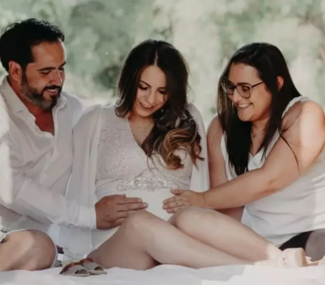 Casal busca que  Priscila também conste como responsável pela criança