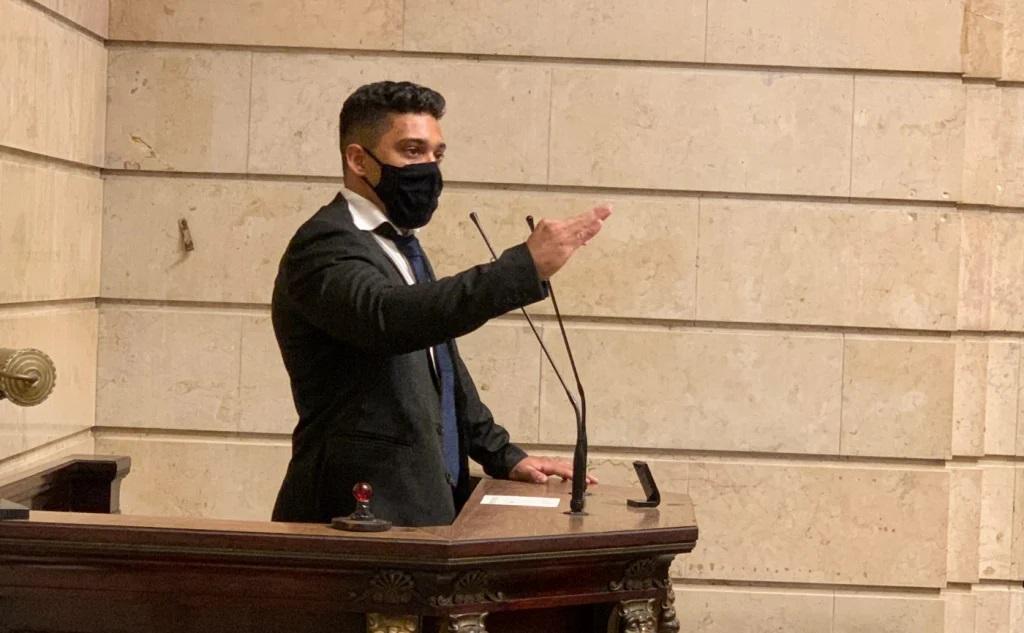 vereador gabriel monteiro