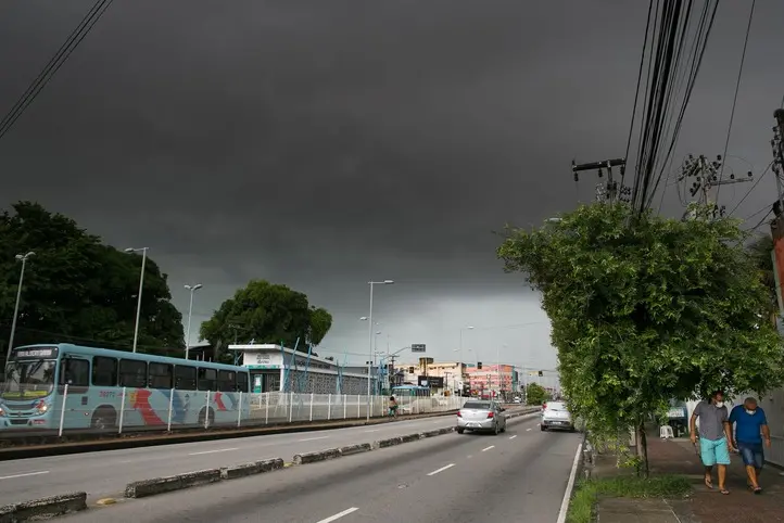 Céu nublado em Fortaleza