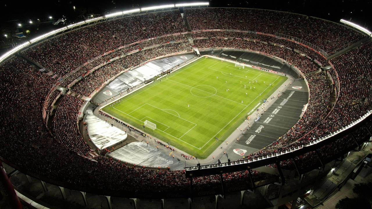 RIVER PLATE X INTERNACIONAL TRANSMISSÃO AO VIVO DIRETO DO MONUMENTAL DE  NUÑEZ - COPA LIBERTADORES 