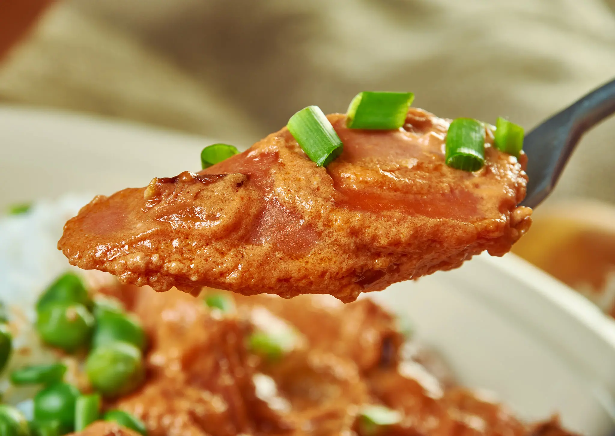 Estrogonofe de linguiça defumada