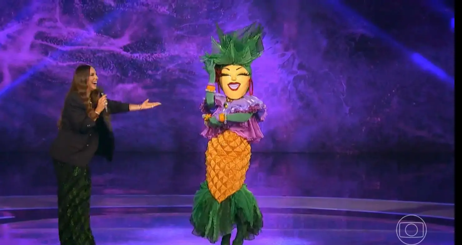 Isabel Fillardis é o Abacaxi no The Masked Singer