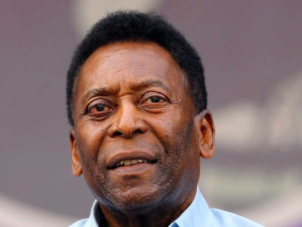 Santos homenageia Pelé, que vai completar 82 anos neste domingo