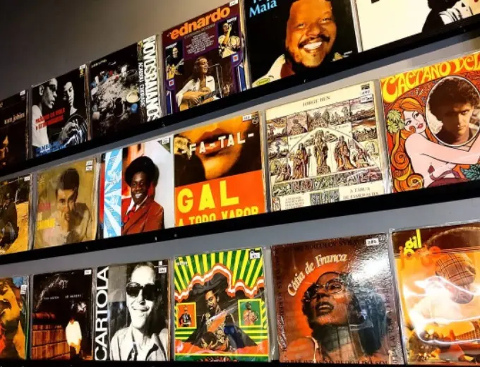 Segmento de música brasileira da loja