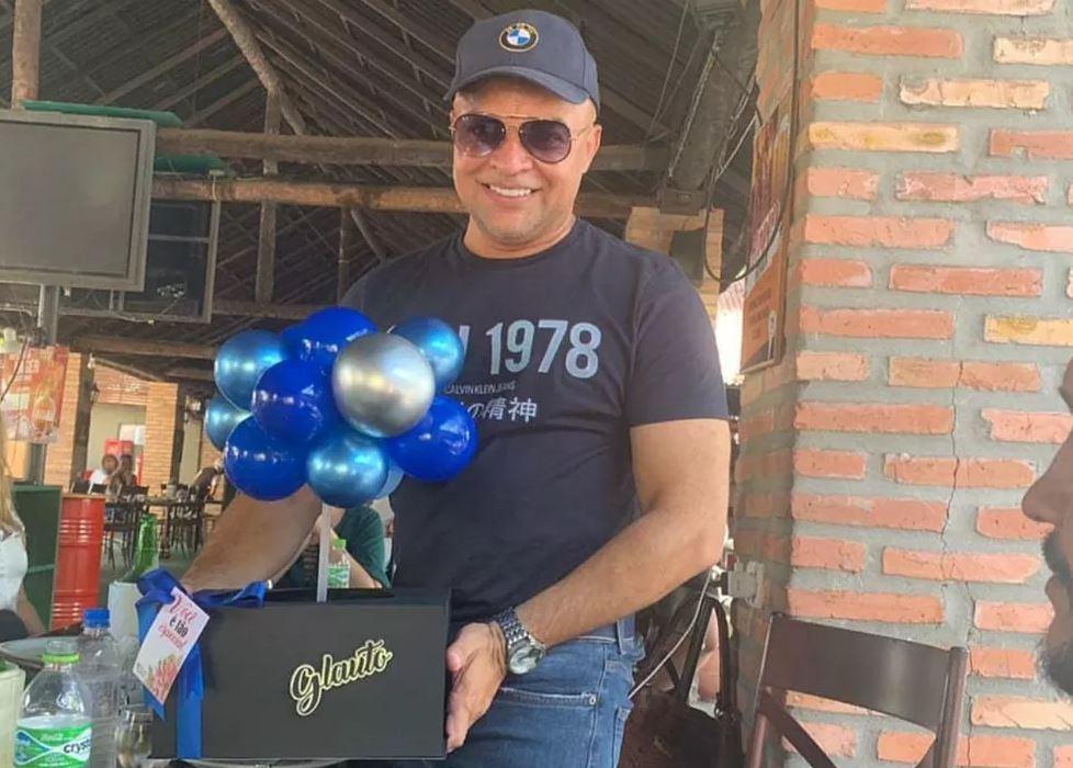 Médico morre em avião enquanto viajava a caminho de lua de mel nas Maldivas  - Piauí - Diário do Nordeste