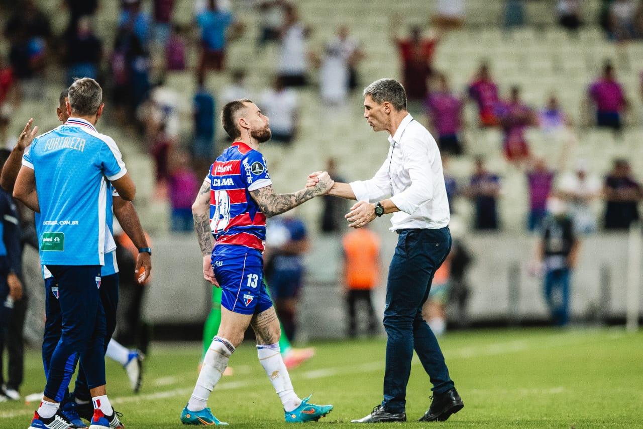Lucas Lima e o técnico do Fortaleza, Juan Pablo Vojvoda