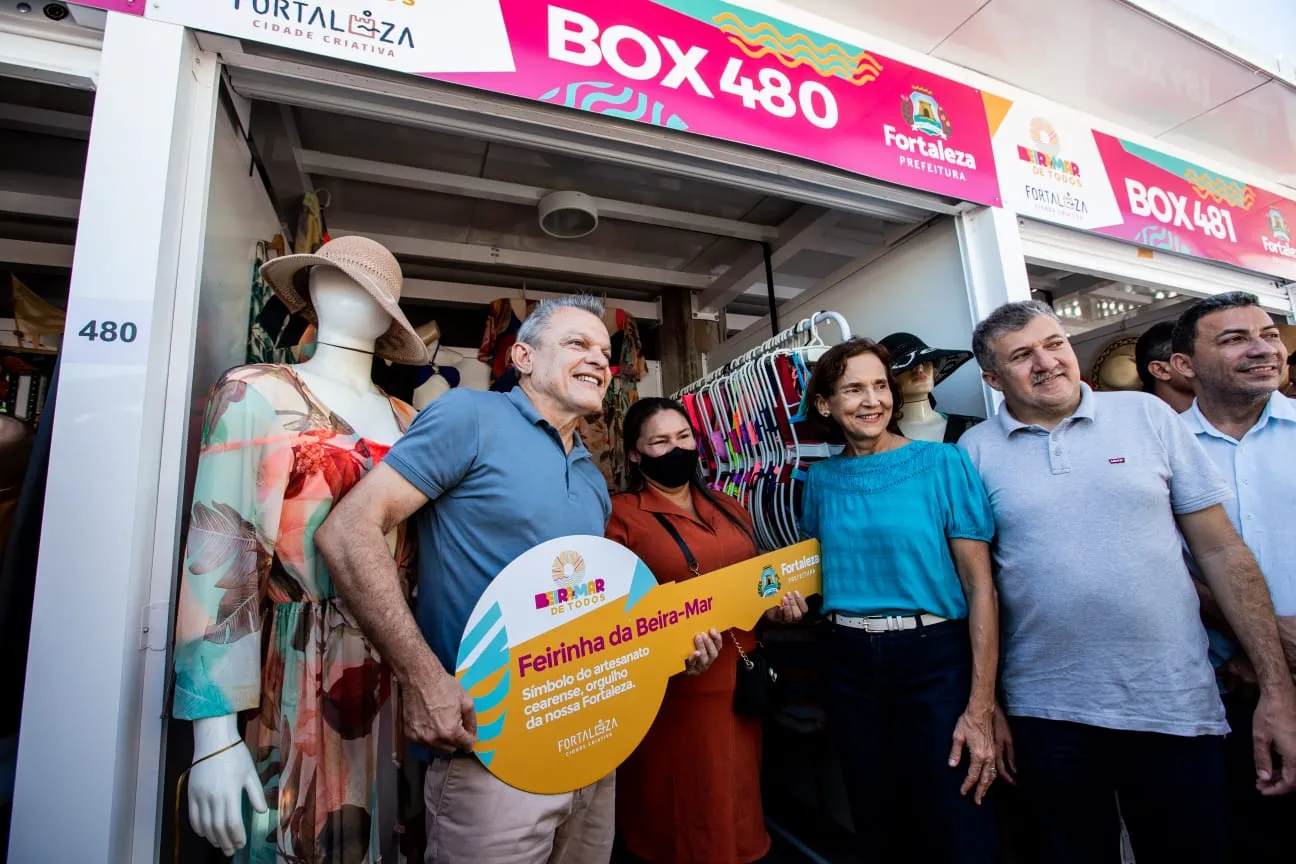 Prefeito, governadora e presidente da Câmara foram algumas das autoridades que participaram da entrega dos boxes