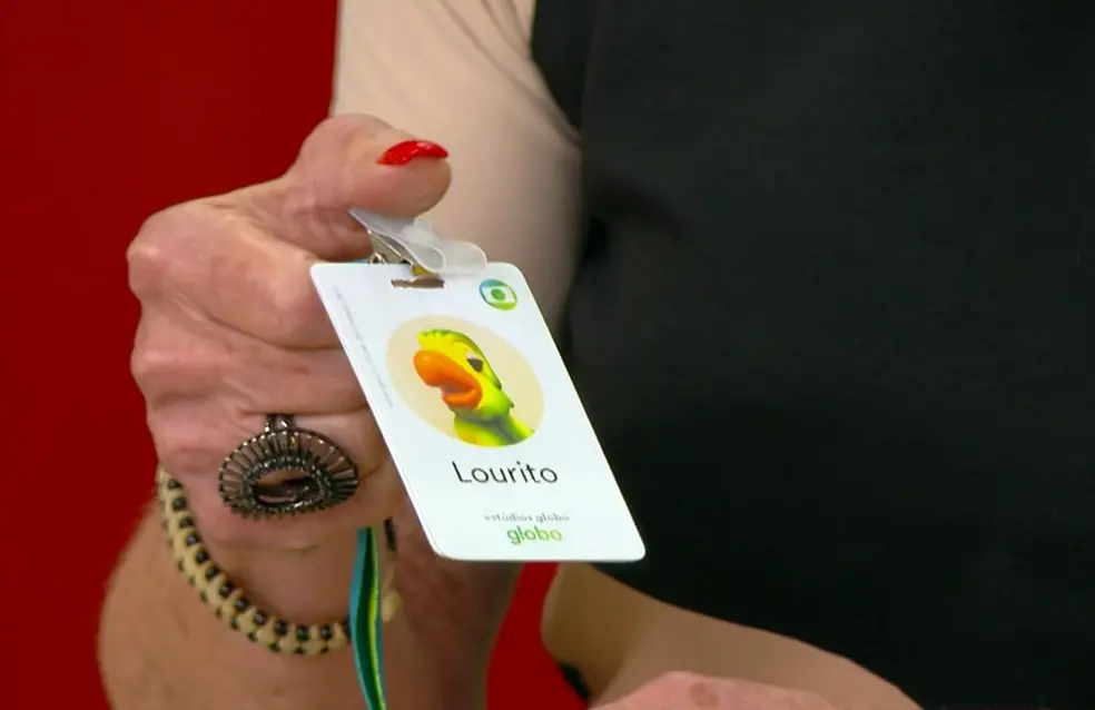 Lourito ganhou crachá da emissora