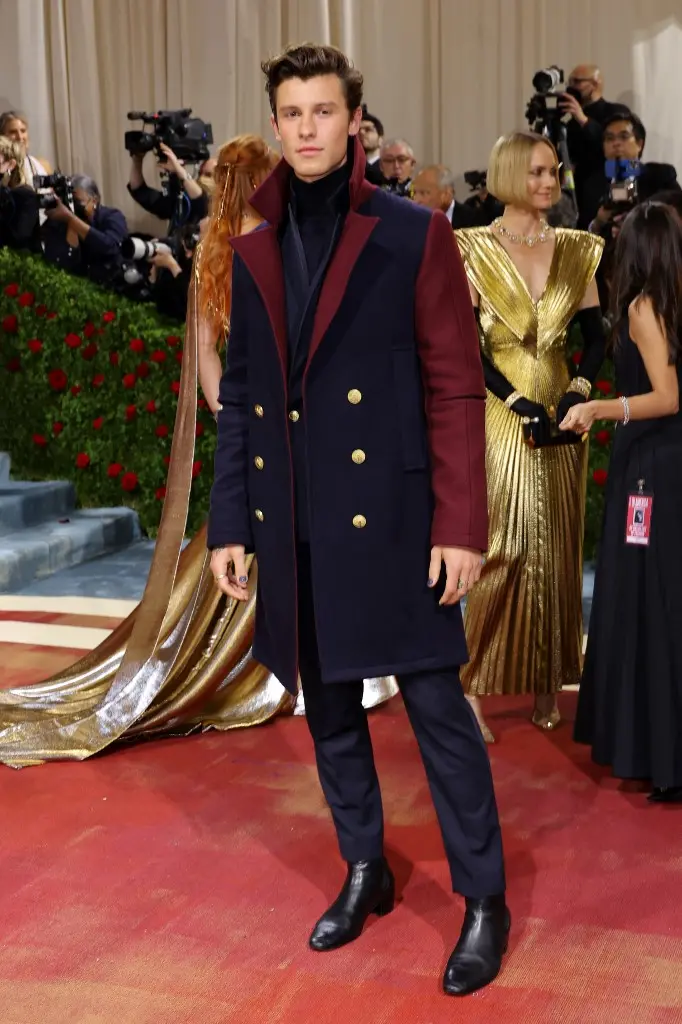 Shawn Mendes no tapete vermelho do Met Gala 2022