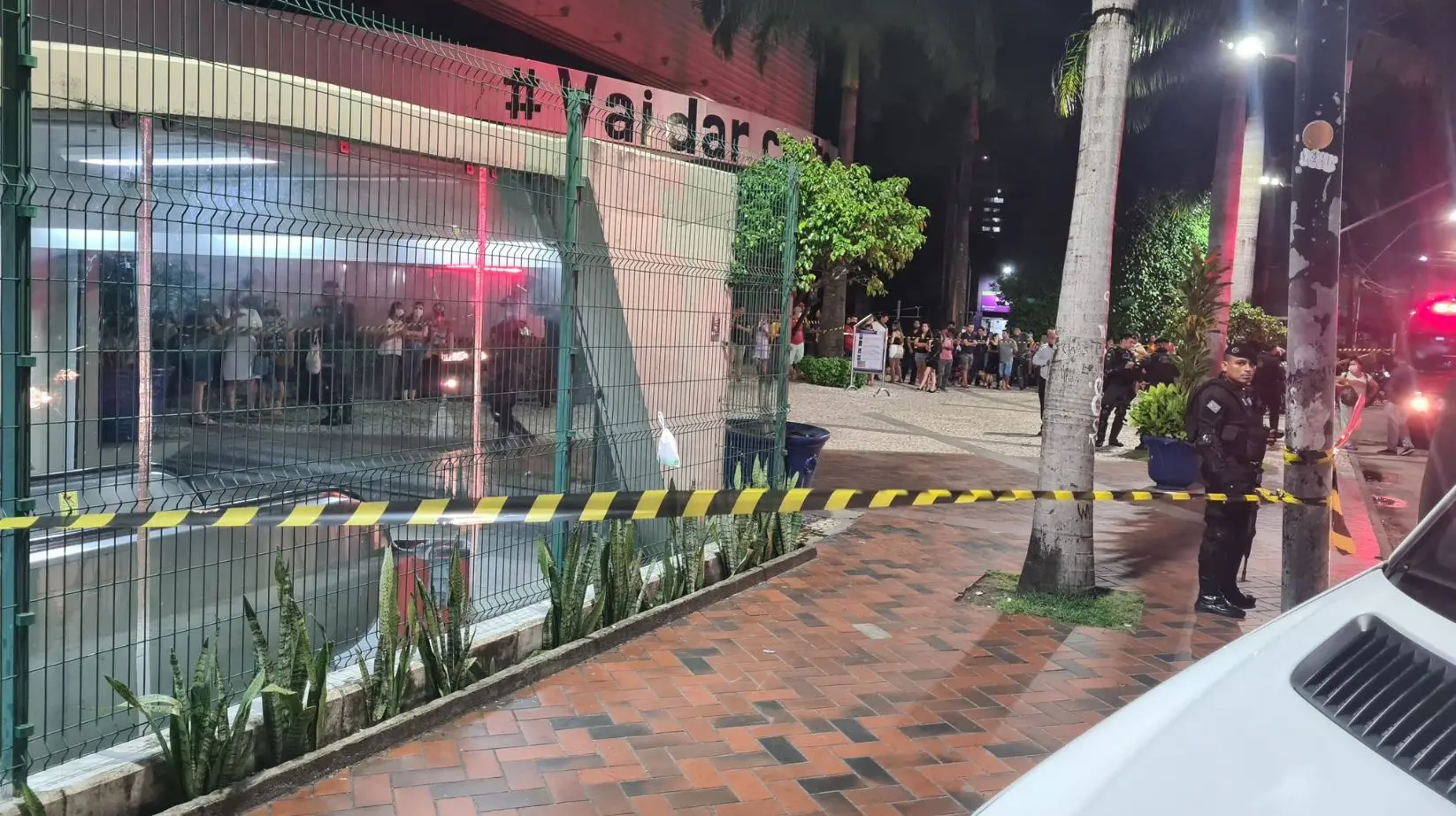 Acidente em metrô do benfica deixa 3 funcionários inconscientes