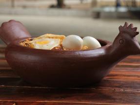 A galinhada Benjamim marca um tradicional prato do restaurante