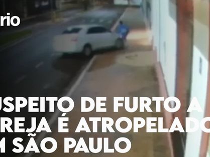 Imagem de padre atropelando suspeito de furto em São Paulo com letreiro escrito 