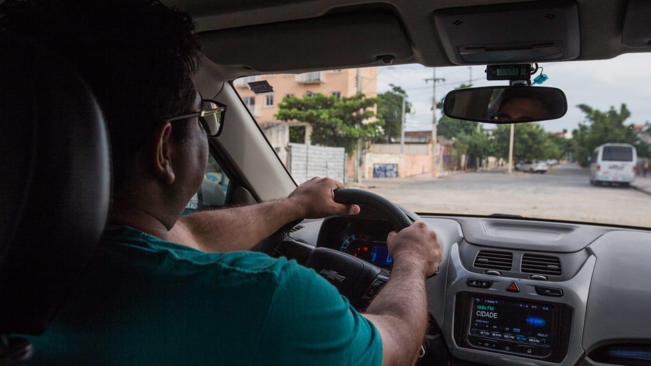 Mototaxistas de Fortaleza relatam impactos de aplicativos: “fazia 20  corridas por dia, hoje nem 10” - Ceará - Diário do Nordeste
