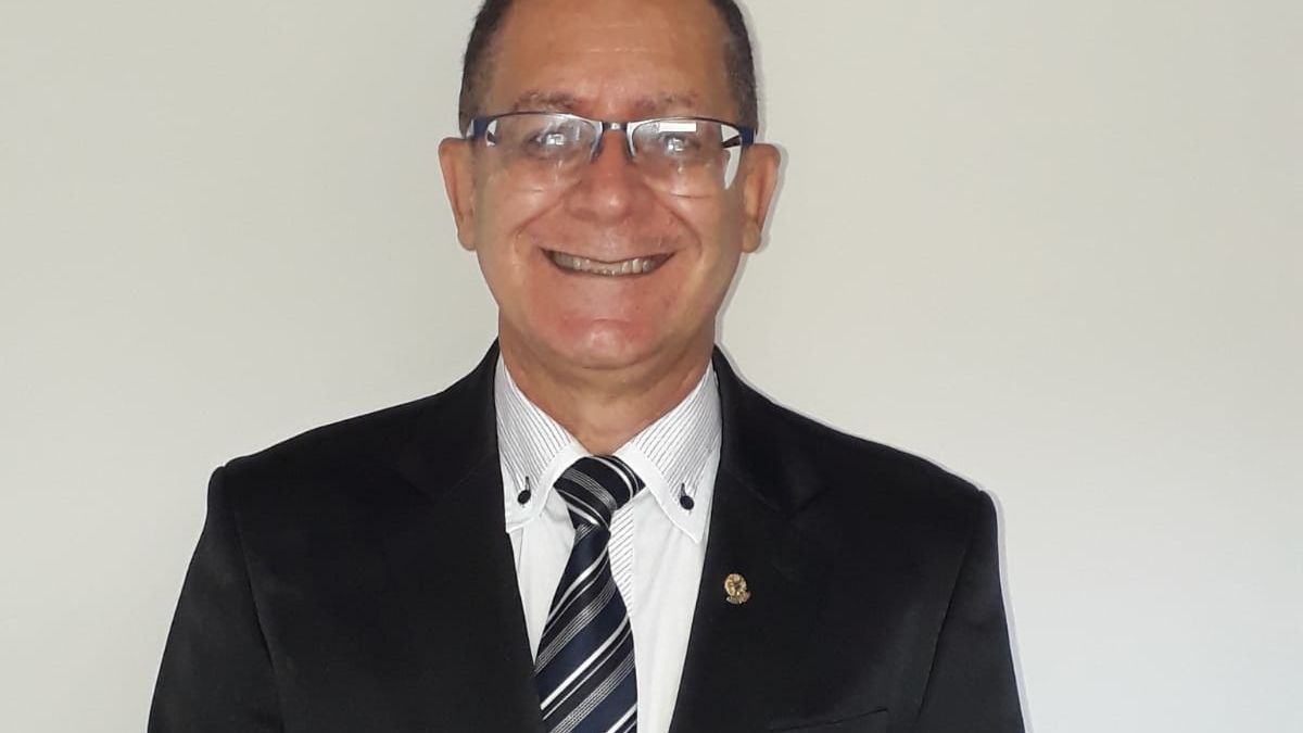 Gregório José é jornalista, radialista e filósofo